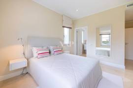 4+2 bedroom villa for sale in Vila Sol with GOLF view