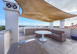 3 bedrooms TOP FLOOR APARTMENT with SEA and GOLF views