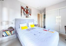 3 bedrooms TOP FLOOR APARTMENT with SEA and GOLF views
