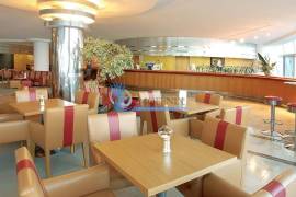 Refurbished 1 bedroom apartment located in the Hotel Paraiso Albufeira 4*