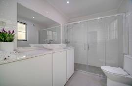 2 bedroom apartment in Alcântara, Lisbon