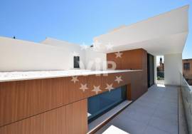 3 BEDROOM LUXURY VILLA - PRIVATE SWIMMING POOL - GARDEN