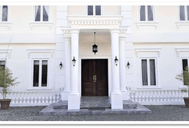 Luxury Bed Manor By The Sea Estate For Sale on Panglao Island