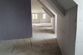 Highwood House for Sale in Kingston Upon Thames London