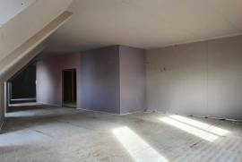 Highwood House for Sale in Kingston Upon Thames London