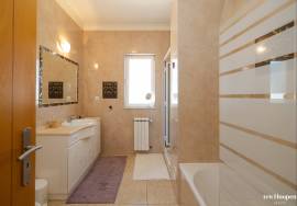 Spacious 4-Bedroom Family Home with Pool