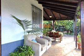 3+1 Bedroom House with Garden and Potential for Profitability in Boa Nova – Funchal