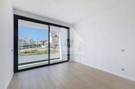 New 4 Bedroom Villa with Pool, Barbecue and Box Garage in Belavista, Parchal - Lagoa