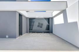 New 4 Bedroom Villa with Pool, Barbecue and Box Garage in Belavista, Parchal - Lagoa