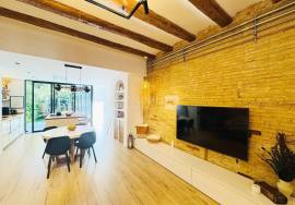 Design house. August rent only