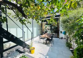 Design house. August rent only