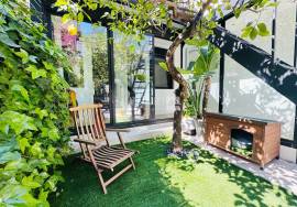 Design house. August rent only