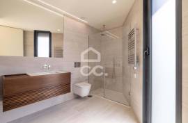 3 bedroom detached house in the center of Trofa