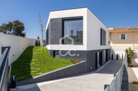 3 bedroom detached house in the center of Trofa
