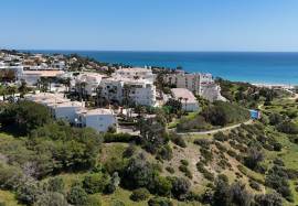 3 Bedroom Apartment with Pool & Gym next to Porto de Mós Beach | Lagos, Algarve