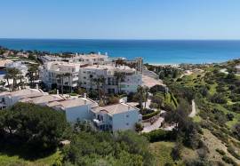 3 Bedroom Apartment with Pool & Gym next to Porto de Mós Beach | Lagos, Algarve