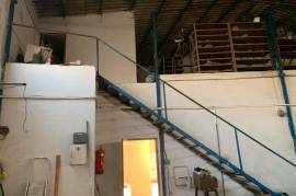 Industrial warehouse of 600 m² with an attached plot of 6,000 m² for sale in Orihuela.