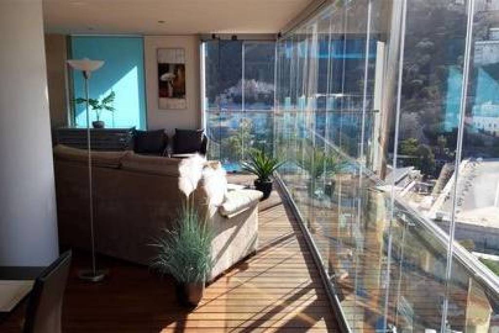 Beautiful 2 bedroom apartment in Imperial Ocean Plaza, Gibraltar