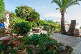 listing listing
