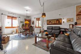 listing listing