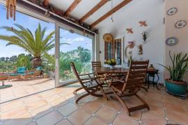 listing listing