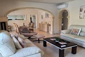 listing listing
