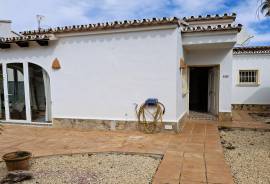 listing listing
