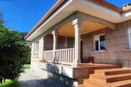 CASA/CHALET INDEPENDIENTE EN HIO CANGAS