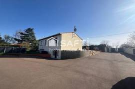 VOUILLÉ – Pavillon semi-enterré