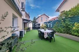 Proximité gare, commerces, écoles et autoroutes