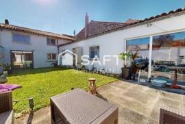 Maison 4 chambres avec dépendance et extérieur agréable