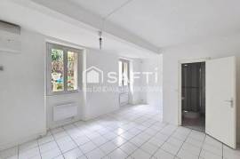 Grand studio au pied du RER C Meudon Val Fleury