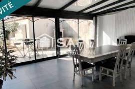 Élégante maison familiale et son jardin intime