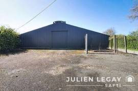 BATIMENTS AGRICOLES GRANDES SURFACES D'EXPLOITATION ACCES FACILE