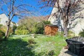 MAISON FAMILIALE 4 CHAMBRES ET 1 BUREAU AVEC JARDIN CLOS