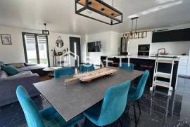 Maison rénovée 105 m² – Calme, vue forêt – Sadirac