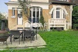 Élégance architecturale à Enghien-les-Bains