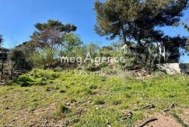 FREJUS - TERRAIN DE 500m2