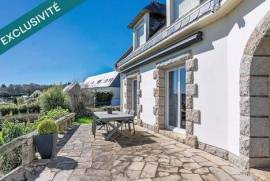 Maison familiale 202 m²