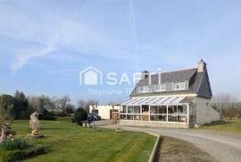 Superbe maison avec gîte , terrain 7000 m2