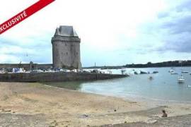 appartement à 900 m de la plage de la tour Solidor
