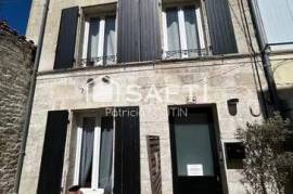 IMMEUBLE DE STANDING DE 3 APPARTEMENTS EN CENTRE VILLE DE NIORT !