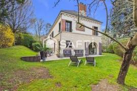 GARCHES – Buzenval Domaine le Cottage maison 7 pièces 133m2 avec jardin