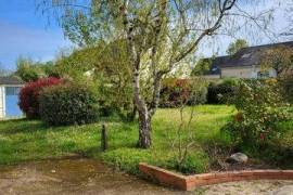 Terrain constructible et cloturé