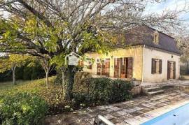 Très belle maison mansard 161 m², piscine et 4 hectares de terrain. 24510 Paunat