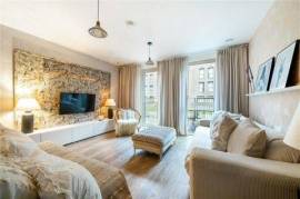 Luxury 4 Bed Townhouse For Sale In London UK
