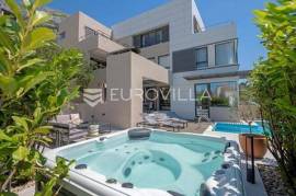 Makarska, modern villa with pool and beautiful view