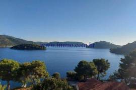 VILLA ON TOP LOCATION WITH SEA VIEW