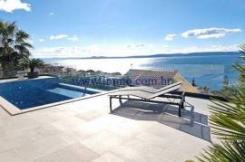 TOP NOTCH VILLA WITH POOL AND PANORAMIC SEA VIEW