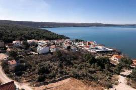 Zadar, Novigrad, Building plot in an great location with a sea view